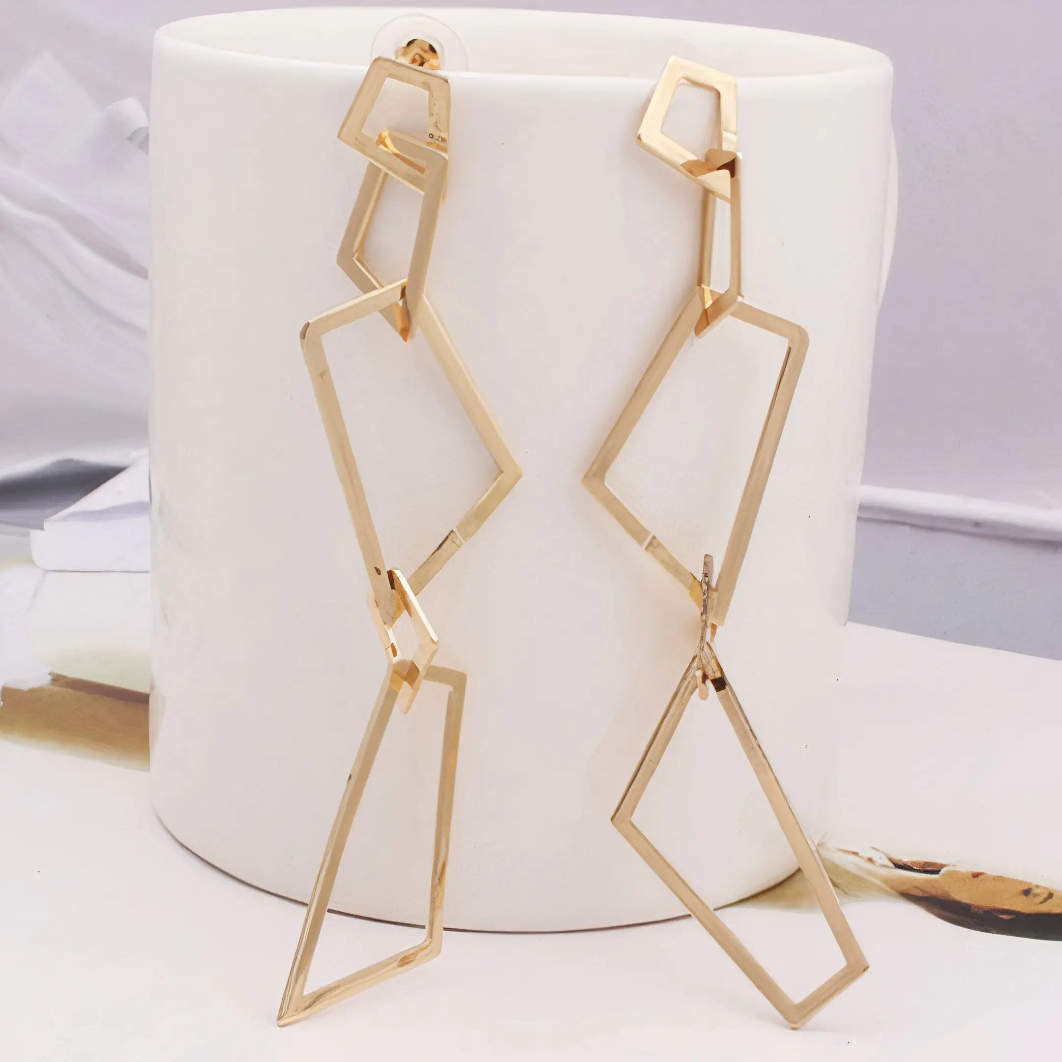 Asimetric Earrings